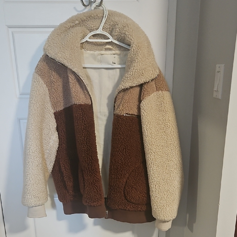 Wilfred Free Cream Sherpa Colourblock Jacket